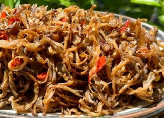 Cách làm nấm bào ngư rim sả ớt